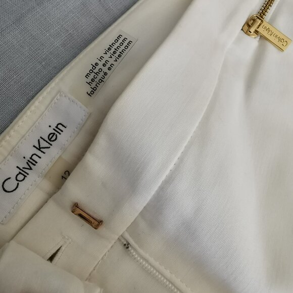 White trousers - Picture 6 of 9